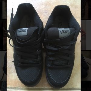 vans adder skate shoes